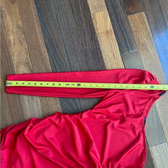 B. Darlin One Shoulder Long Sleeve Shiny Red BodyCon Ruched Side Cocktail Dress - Picture 6 of 10